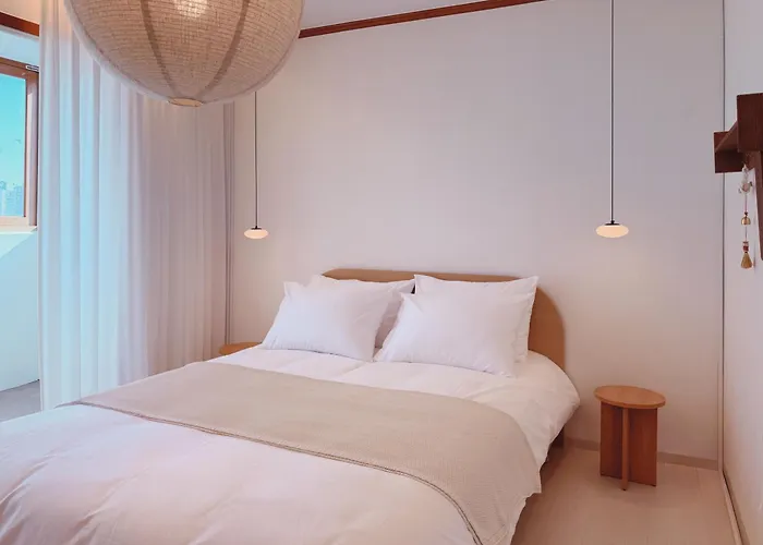Joseon Calm, 1 Min To Station Near Hongdae, 3br, 5beds, 2baths Séoul