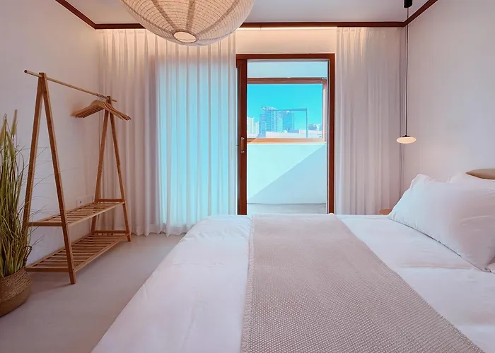Appartement Joseon Calm, 1 Min To Station Near Hongdae, 3br, 5beds, 2baths