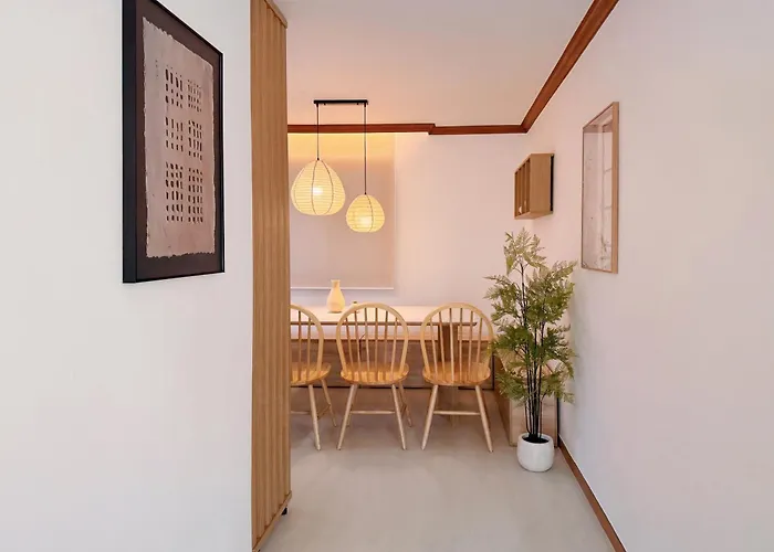 Appartement Joseon Calm, 1 Min To Station Near Hongdae, 3br, 5beds, 2baths