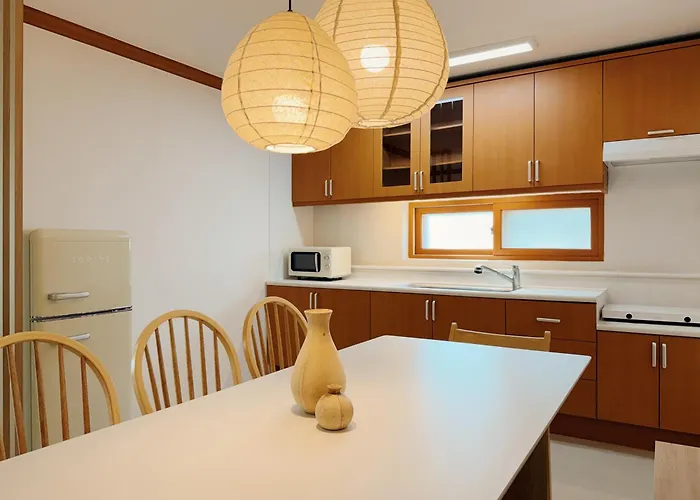 Appartement Joseon Calm, 1 Min To Station Near Hongdae, 3br, 5beds, 2baths Séoul
